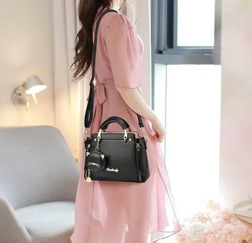 Kitty Chic Bag ( BUY 1 GET 1 FREE)